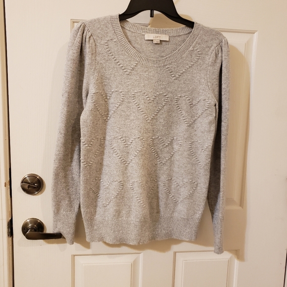 Loft size Small sweater with hearts - Picture 1 of 5